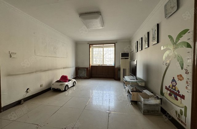 老文轩  房 好地段步梯好楼层 双卫方正南北通透 随时看房