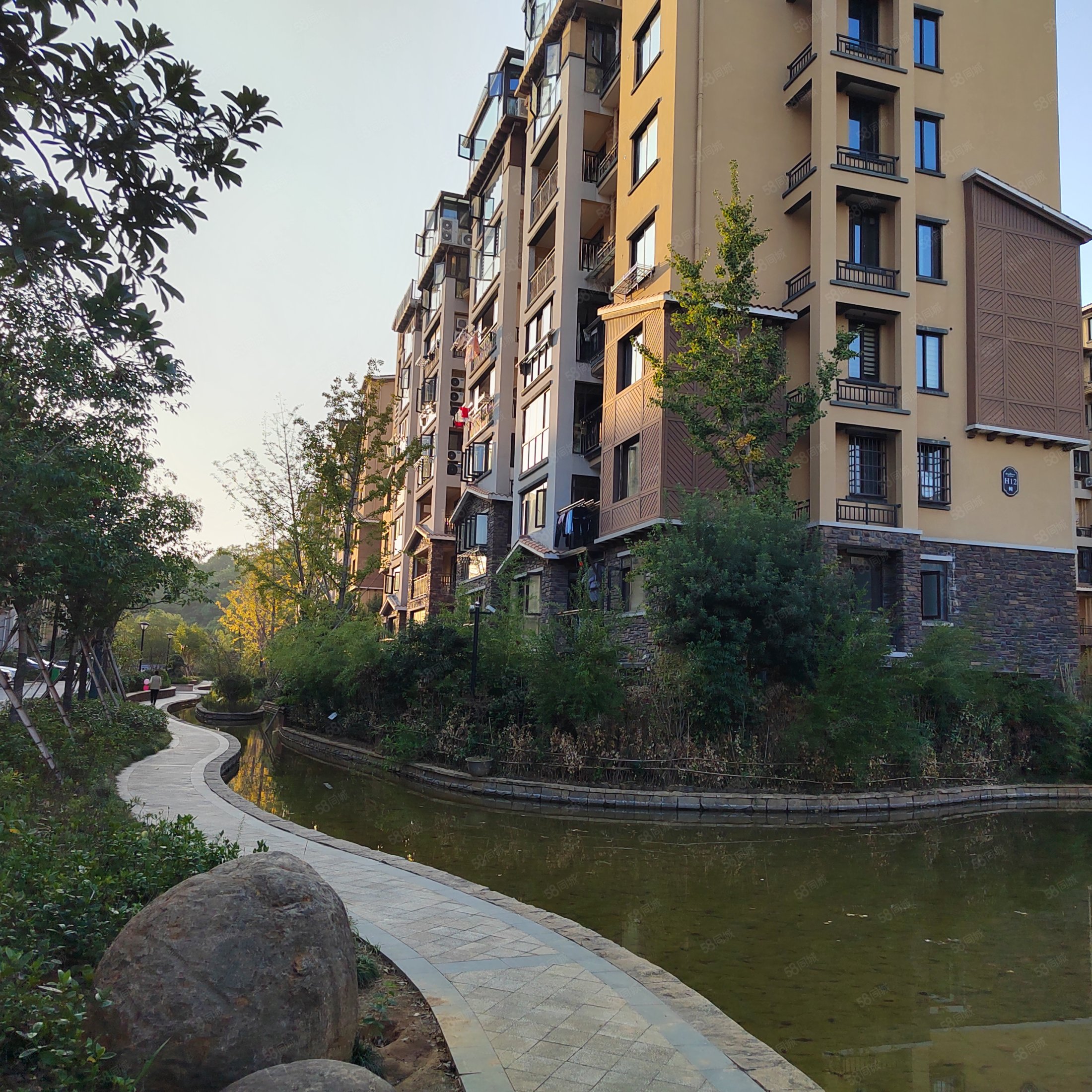 双峰洋房极地盛世名都花园洋房大4房8000多单价