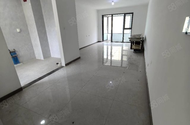 文轩 实验 金裕新城 次新小区 双阳台 车位 储藏室