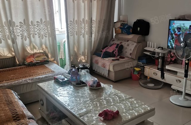 世博园(东昌府)2室1厅1卫1厨房简单装修，   房东直卖