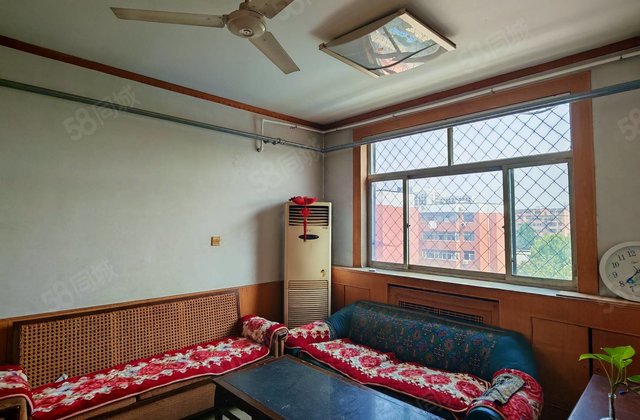 文轩本部 中层三室56万 有钥匙 停车方便 检察院柳园办事处