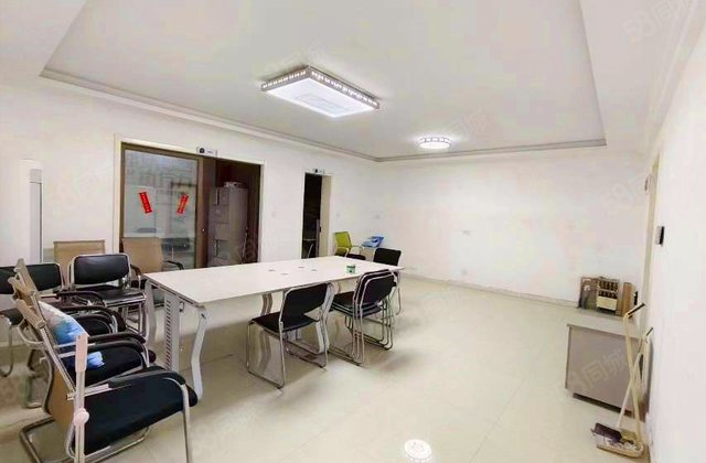 长安大街3号3室2厅124.2㎡185万二手房图片