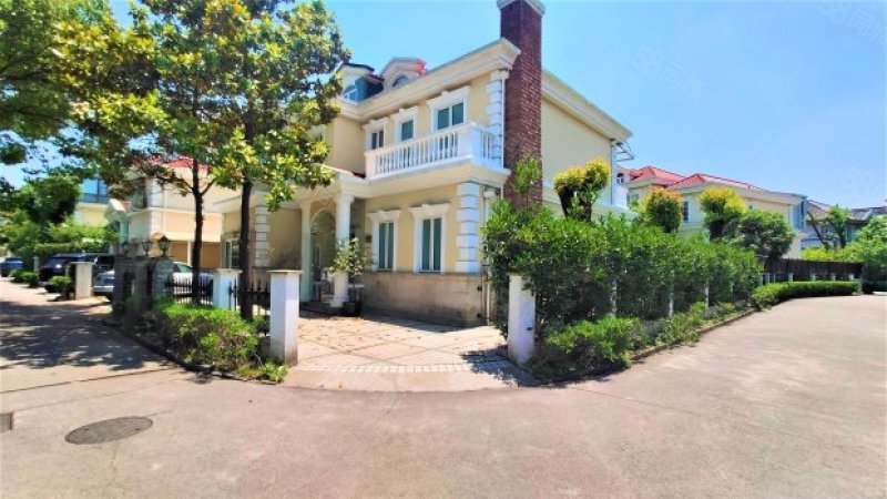 龙华花园5室2厅2卫195㎡南2000万