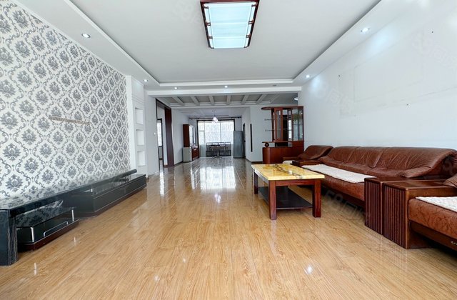 东方万达城3室2厅154.73㎡95.5万二手房图片