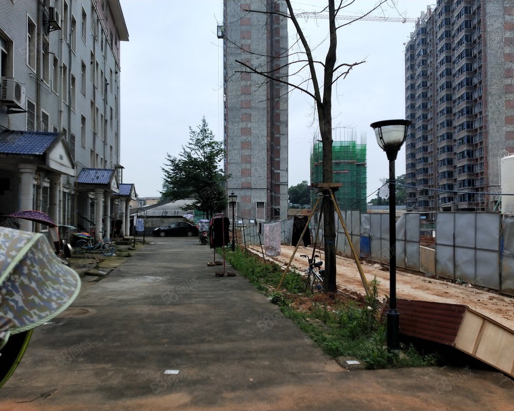 德政园二期保障房小区