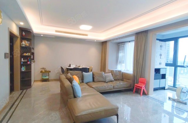 远洋朗基香汇4室2厅137.86㎡340万二手房图片