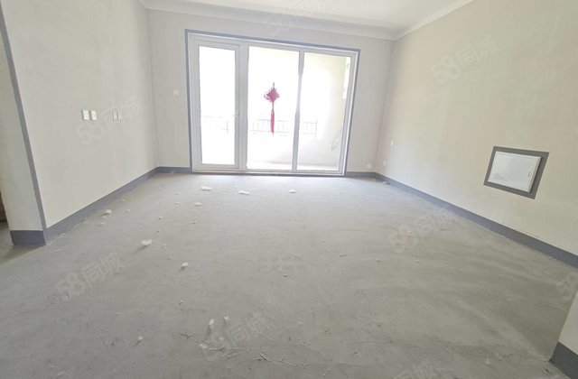 保利时光印象4室2厅140㎡132万二手房图片