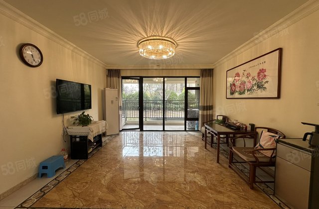 翡丽湾河景平层140   一楼精装带负一  带院子超