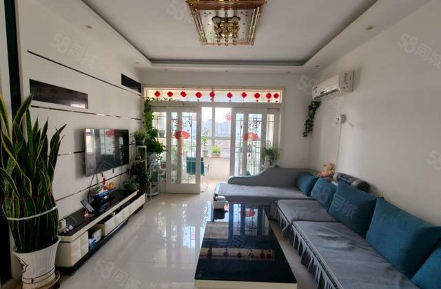 黄山路 满二 交通便捷 产权清晰 医疗配套成熟 正南朝向