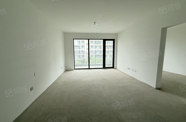 旭辉银盛泰博观锦里4室2厅134.5㎡125万二手房图片