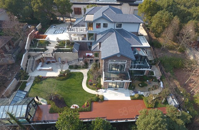 檀溪湾独栋 19年豪装2500万 从未入住 院子1000平