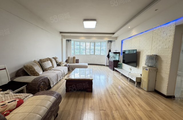 碧海云天4室2厅167㎡55.8万二手房图片