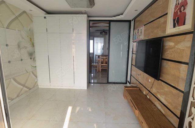 视野   双卫 精装修 免大税 诚心出售