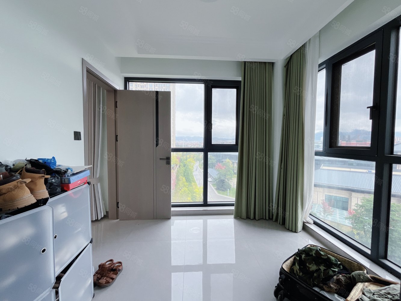 航旅和润居3室2厅2卫126㎡南北68.8万