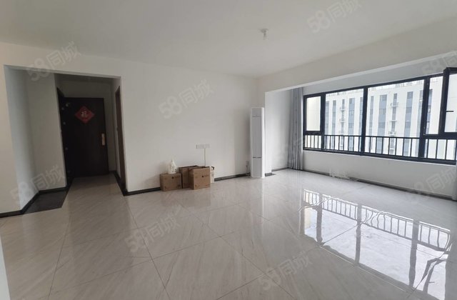 房东急售 走一手 无大税 好楼层 诚心出 户型方正 保证真实