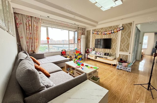 南郡天下皇城2室2厅103㎡60万二手房图片