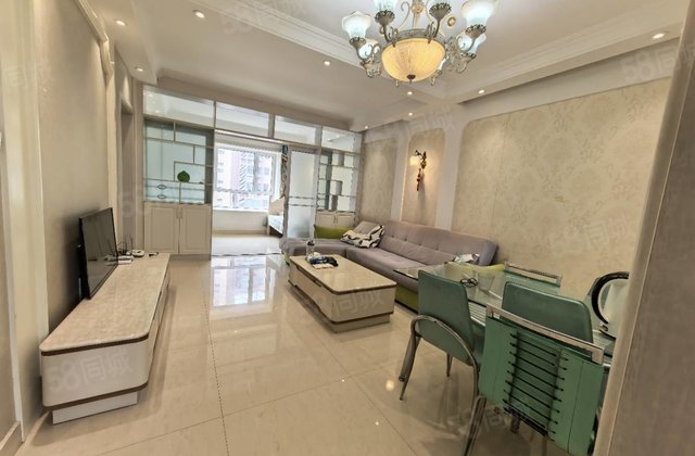 龙湾二期电梯洋房 2室朝阳 南北通透 车位 储藏室 免大税