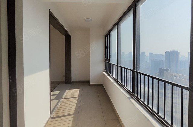 兴华路大桥旁观景房边户大平层送车位地下室新房未住随时看房