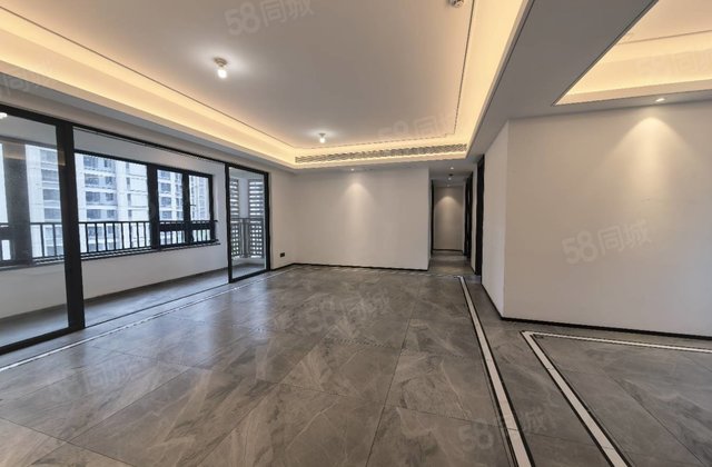 建发融创和鸣兰溪4室2厅143㎡185万二手房图片