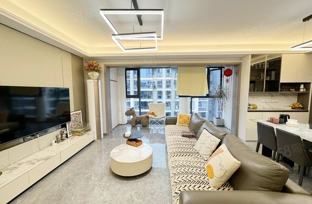 金科博翠山4室2厅121.33㎡165万二手房图片