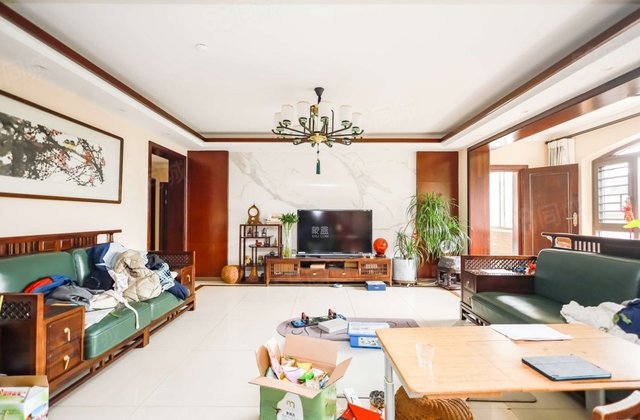 卓越蔚蓝海岸(一期)5室2厅217.72㎡340万二手房图片