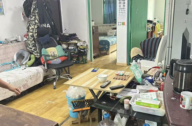 西二路235号院3室2厅80㎡28万二手房图片