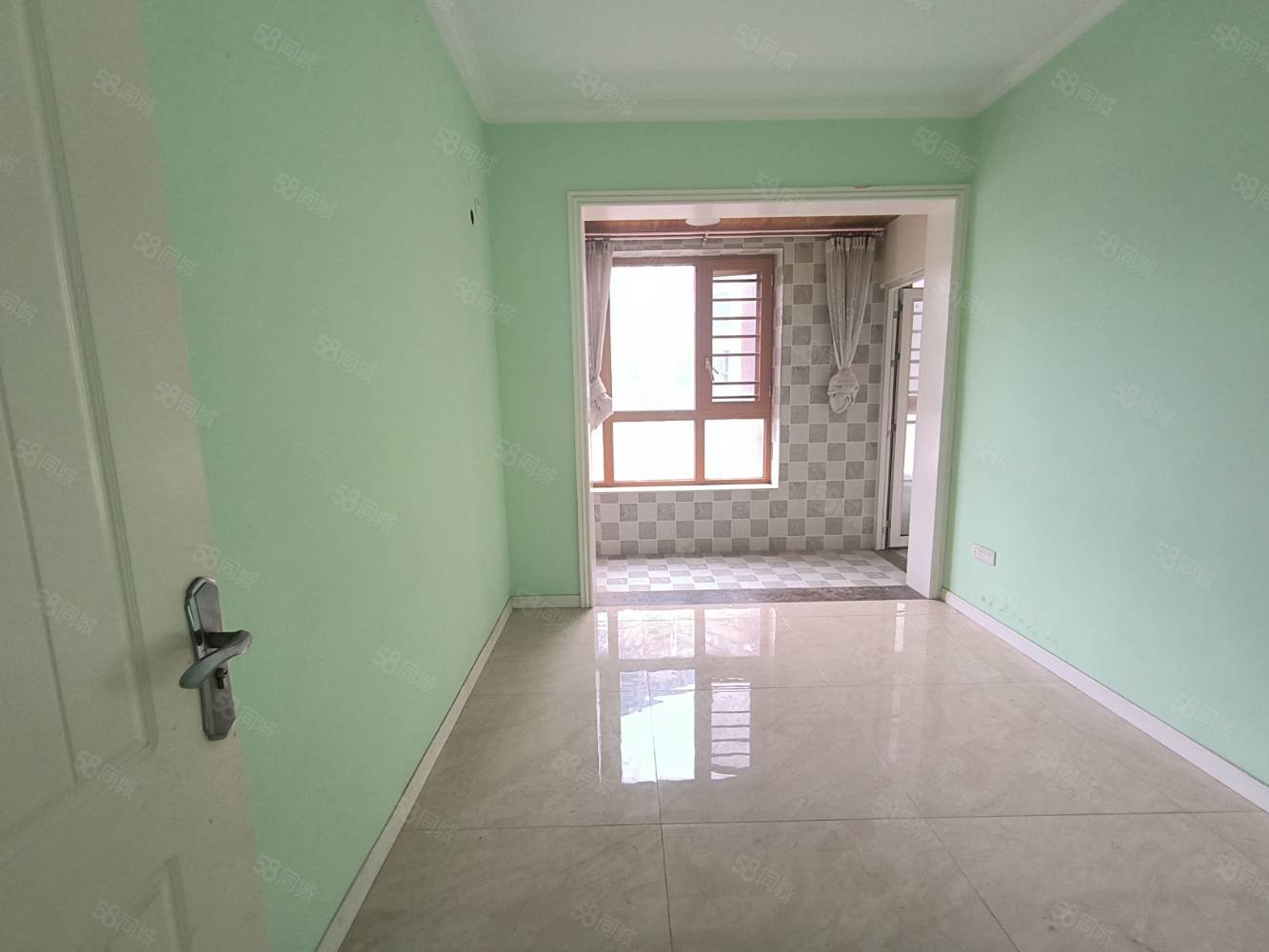 天麟汇景园3室2厅2卫112㎡南北99万