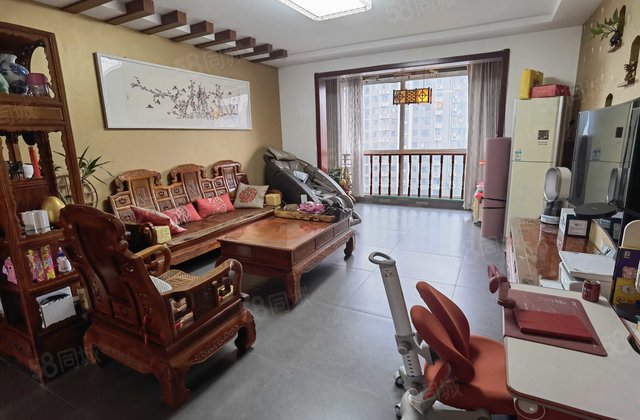 好位置西边户，前后无遮挡，小区环境好，送地下室，送一个车位