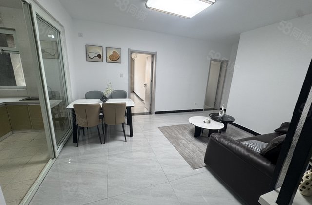 不介意顶楼的看过来，看房方便，精装修，送储藏室，御景王宅！