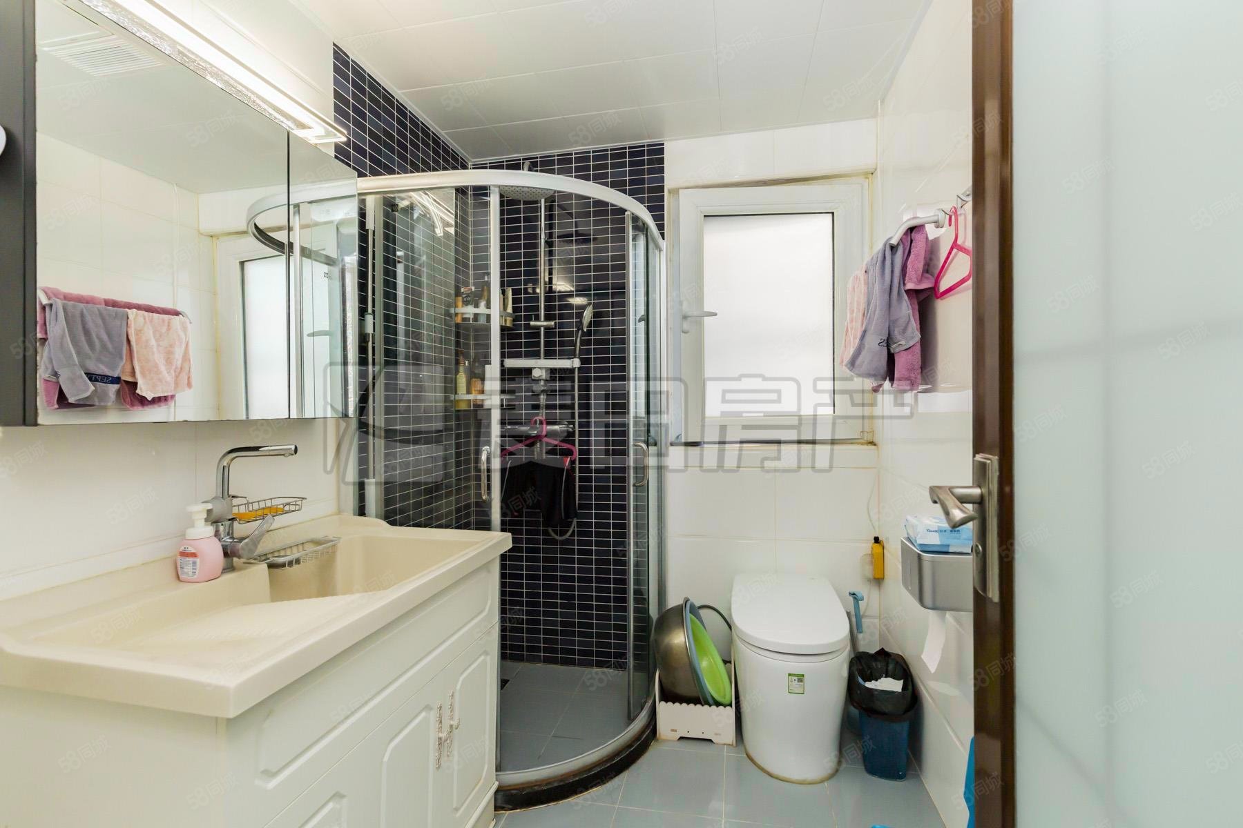 澳林觀邸3室2廳2衛(wèi)168.62㎡南北1630萬