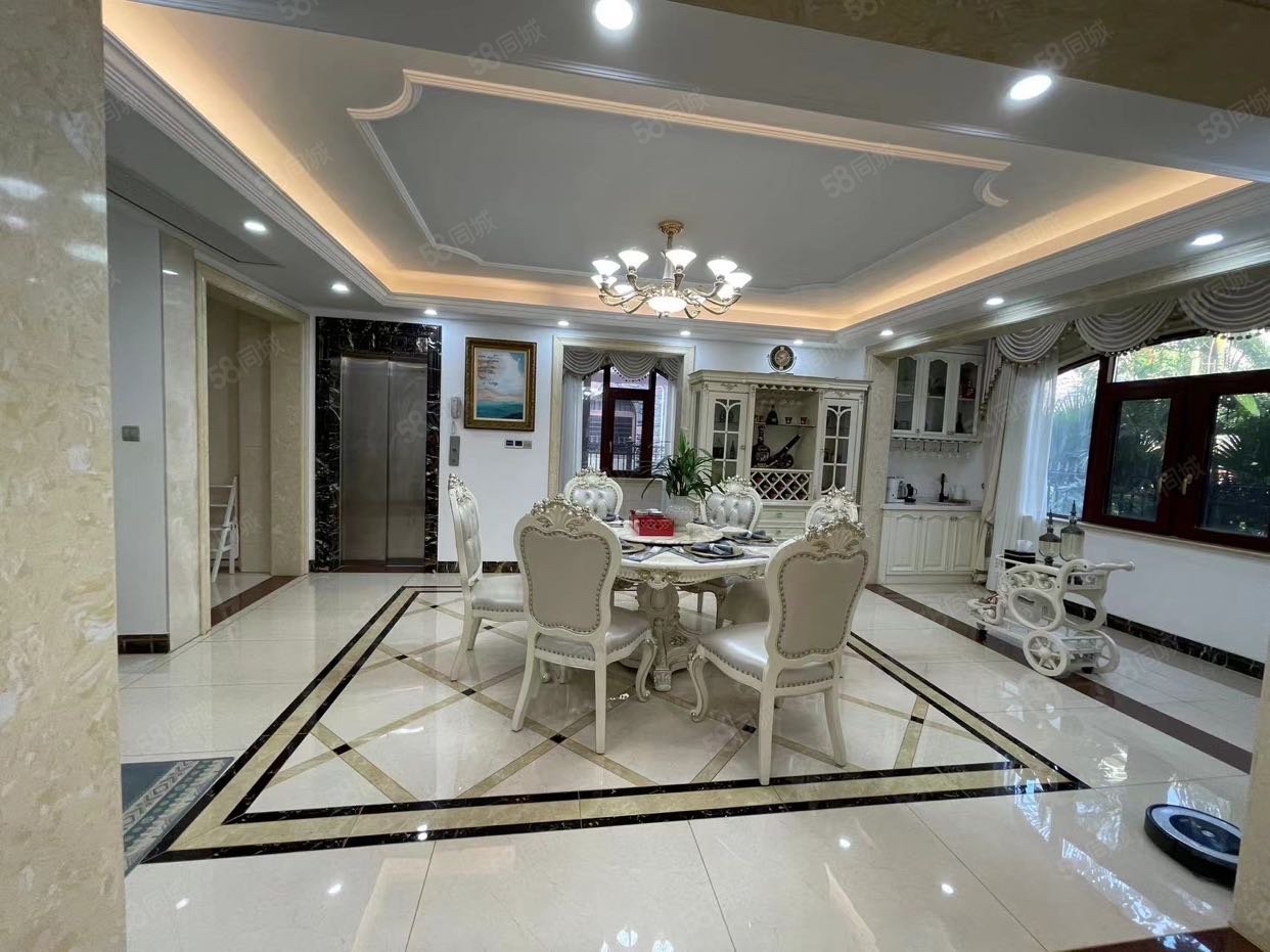 皇玛花园6室3厅7卫500㎡南1300万