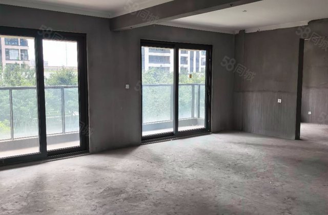 宝龙雅戈尔江汇城(1-21幢)4室2厅132.36㎡320万二手房图片