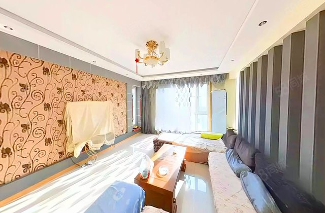 万科上东区5室2厅220.56㎡180万二手房图片