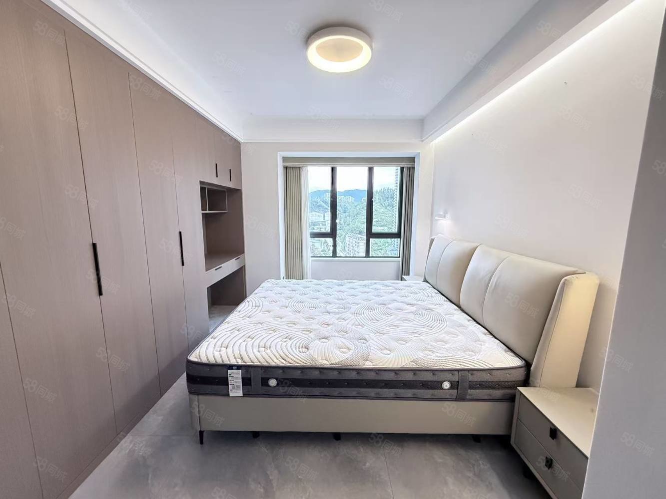 招商兰溪谷4室2厅2卫130㎡南北125万