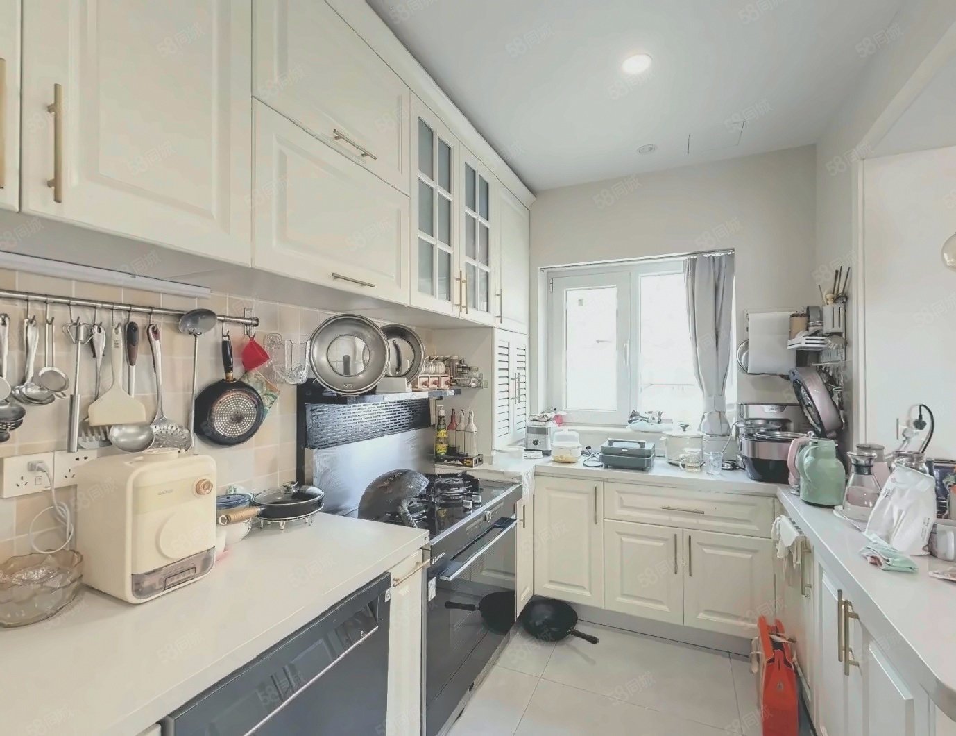 楓露皇苑6室3廳1衛(wèi)243.1㎡南北1410萬(wàn)