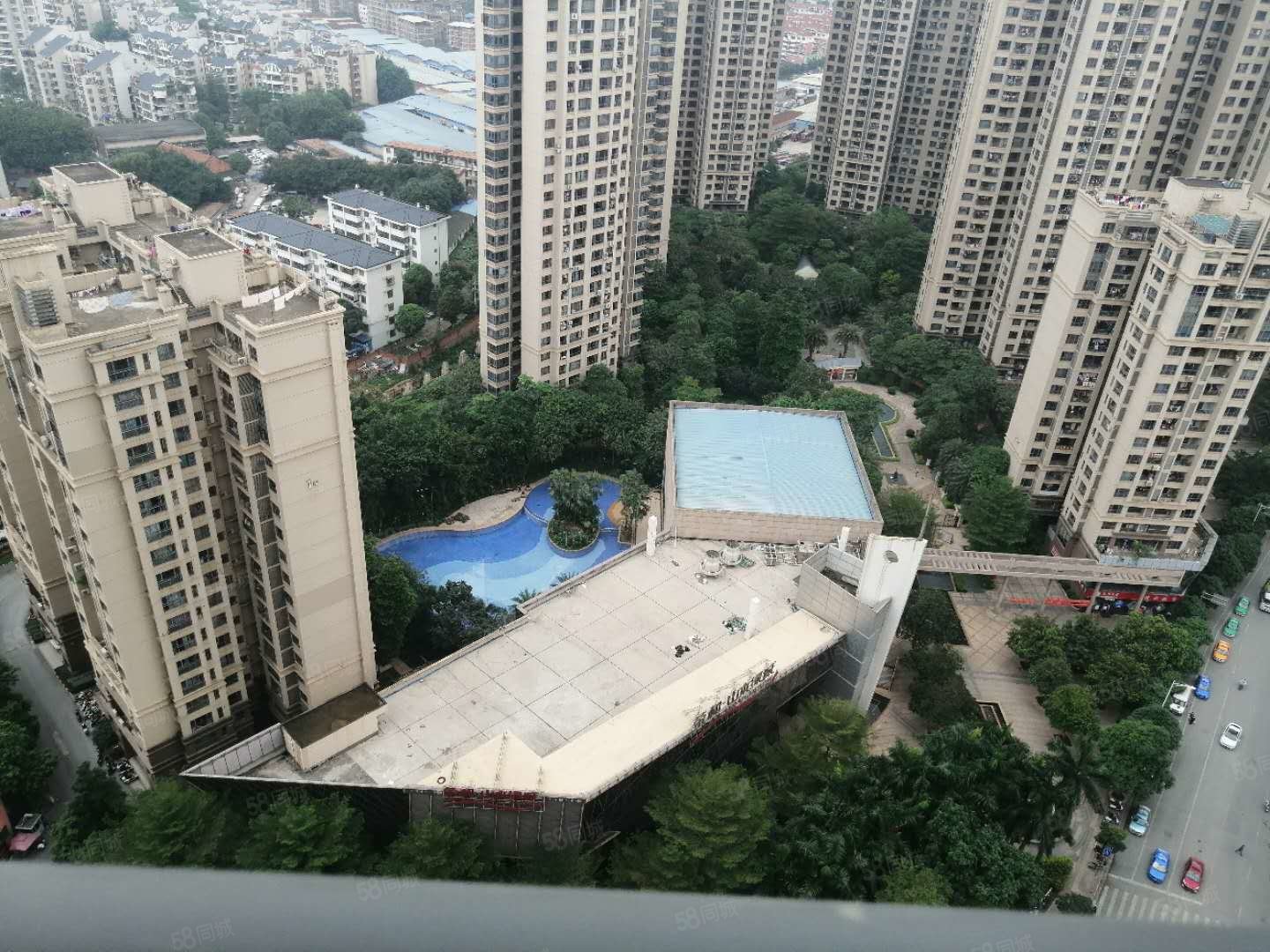 荣和山水绿城(三期)3室2厅1卫80㎡南100万