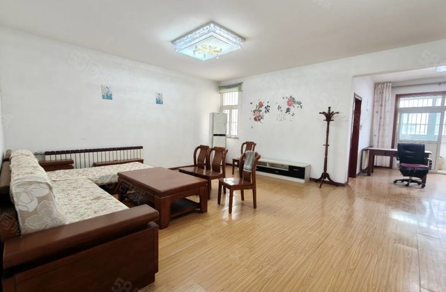 妇幼北邻!江南公寓住宅!三室两厅两卫!免大税!