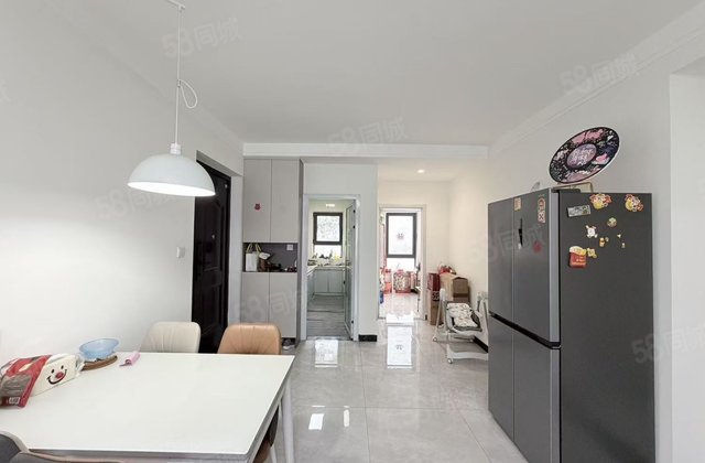 锦绣学府108平93.8万送车位