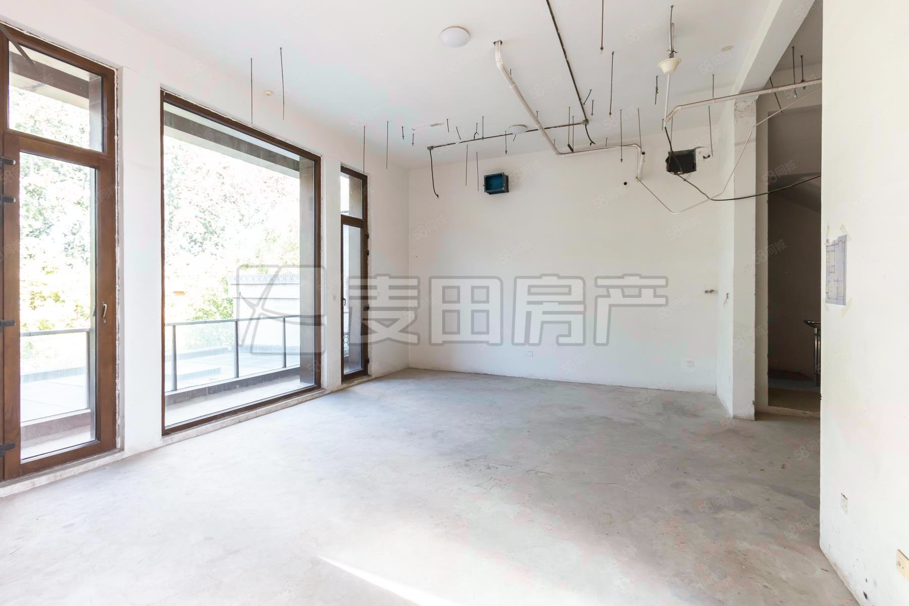 九章別墅4室3廳5衛(wèi)518.19㎡東南3900萬