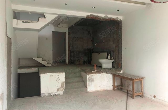 水色时光别墅4室2厅169㎡450万二手房图片