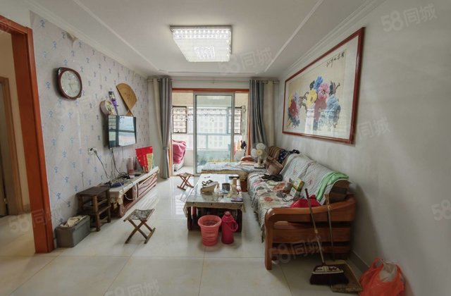 花园路   五中 电大北邻 大两室 免大税 房东诚心急售