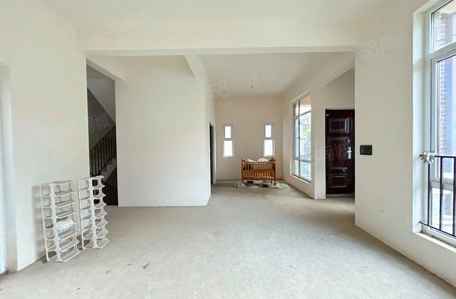 东山国际新城G区5室2厅301.5㎡498万二手房图片