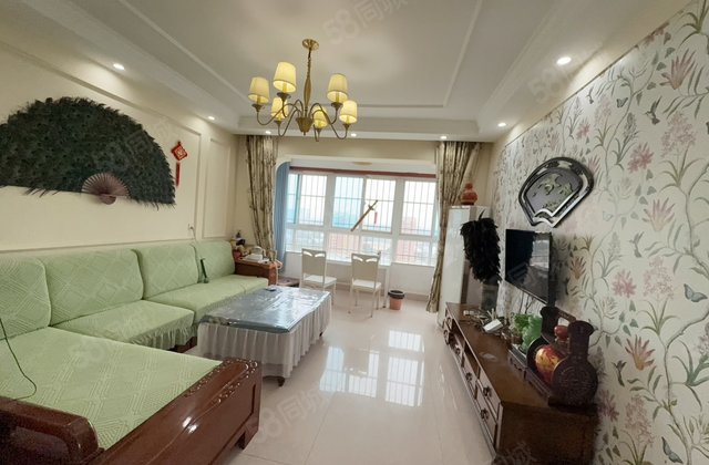 莲湖花园  三室带车位 边户带储 水城和五中 随时看房