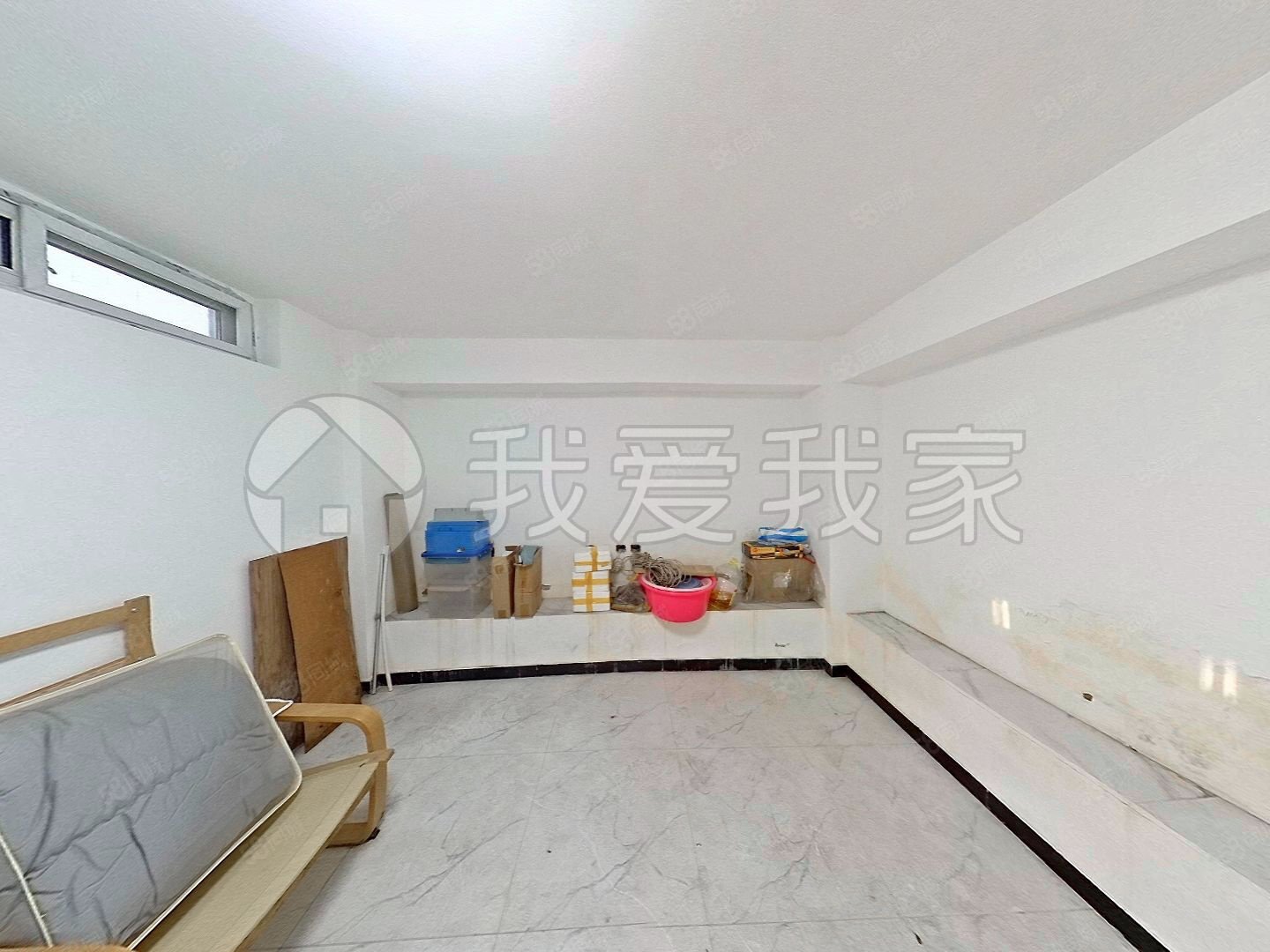 龍城花園N區(qū)5室4廳3衛(wèi)208.1㎡西南990萬