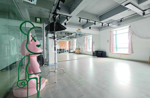 金外滩商务大厦4室2厅250㎡200万二手房图片