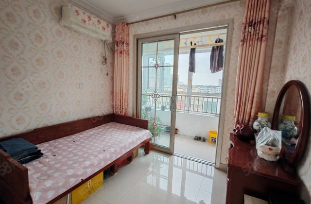 金柱绿城 精装三室  南北通透 中间好楼层