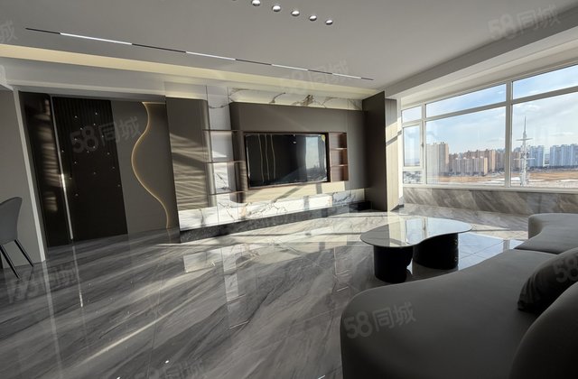 天秀泊心湾小区3室2厅132㎡33.8万二手房图片