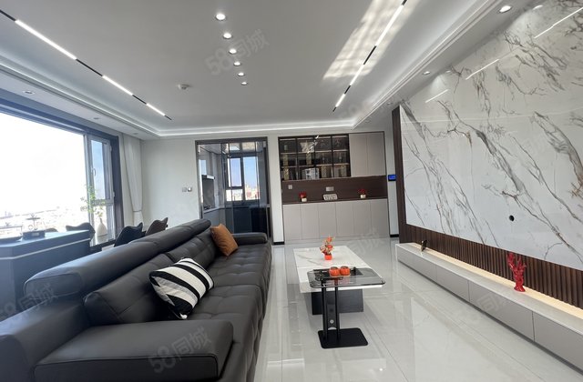 东邻枫景3室2厅126㎡118万二手房图片