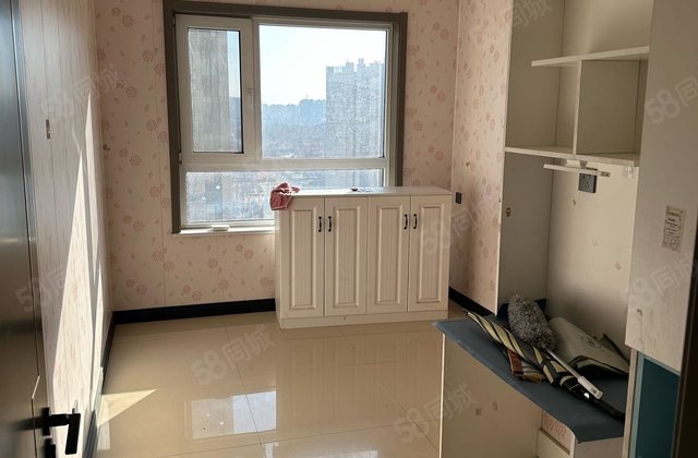 阳光板楼 采光好 中央空调购物方便 小三房 陈口小区房东直卖