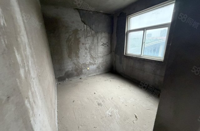 枫岭苑3室1厅86.31㎡9.5万二手房图片